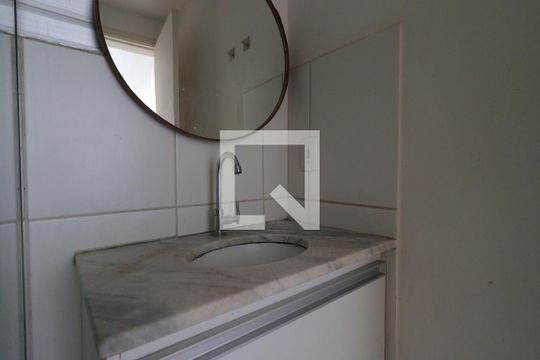 Banheiro de apartamento para alugar com 2 quartos, 49m² em Nova Aliança, Ribeirão Preto