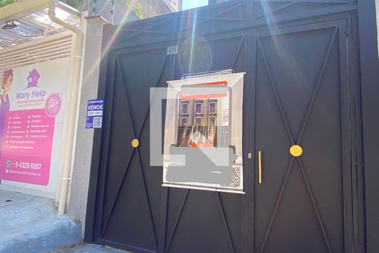 Fachada + Placa de casa à venda com 3 quartos, 160m² em Chácara Inglesa, São Paulo
