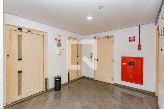 Hall de entrada de apartamento para alugar com 3 quartos, 58m² em Vila da Saúde, São Paulo