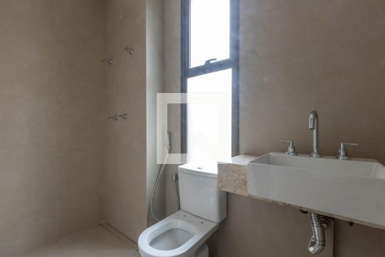 Banheiro de apartamento à venda com 3 quartos, 115m² em Vale do Sereno, Nova Lima