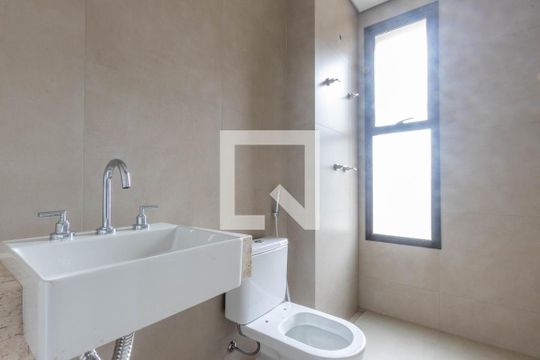 Banheiro de apartamento à venda com 3 quartos, 116m² em Vale do Sereno, Nova Lima