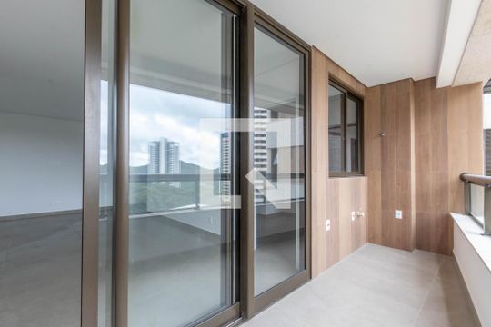 Varanda de apartamento à venda com 3 quartos, 116m² em Vale do Sereno, Nova Lima