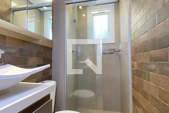 Banheiro de apartamento à venda com 2 quartos, 58m² em Rio dos Sinos, São Leopoldo