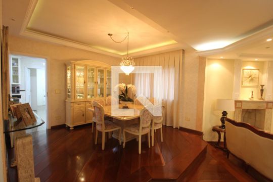 Sala de apartamento à venda com 3 quartos, 210m² em Água Fria, São Paulo