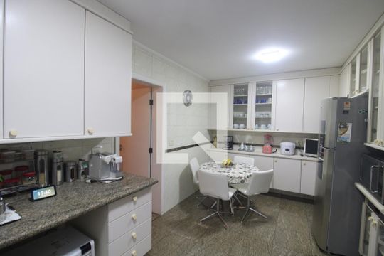 Cozinha de apartamento à venda com 3 quartos, 210m² em Água Fria, São Paulo