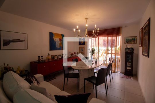 Sala de Jantar de casa à venda com 3 quartos, 181m² em Vila Cordeiro, São Paulo