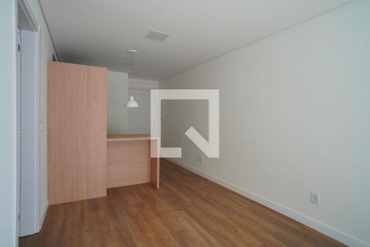 Sala de apartamento à venda com 1 quarto, 66m² em Petrópolis, Porto Alegre