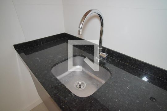 Cozinha - Torneira de apartamento à venda com 1 quarto, 66m² em Petrópolis, Porto Alegre