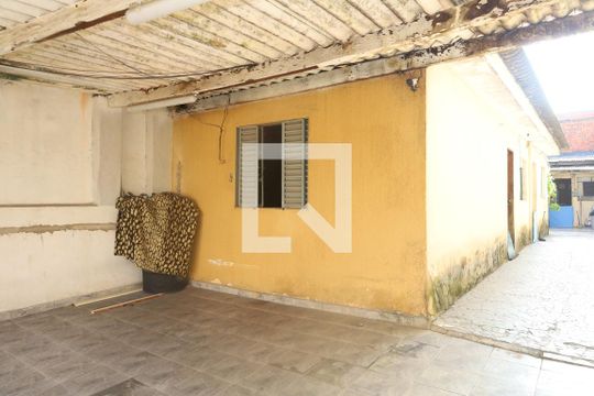 Garagem de casa à venda com 1 quarto, 150m² em Vila Verde, São Paulo