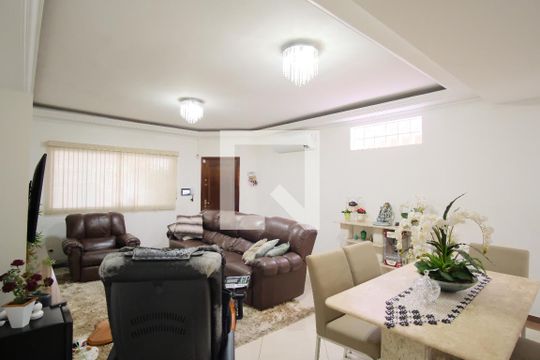 Sala de casa à venda com 3 quartos, 256m² em Tatuapé, São Paulo