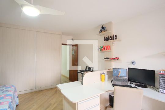 Suíte 1 de casa à venda com 3 quartos, 256m² em Tatuapé, São Paulo