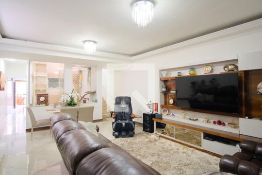 Casa à venda com 3 quartos, 256m² em Tatuapé, São Paulo