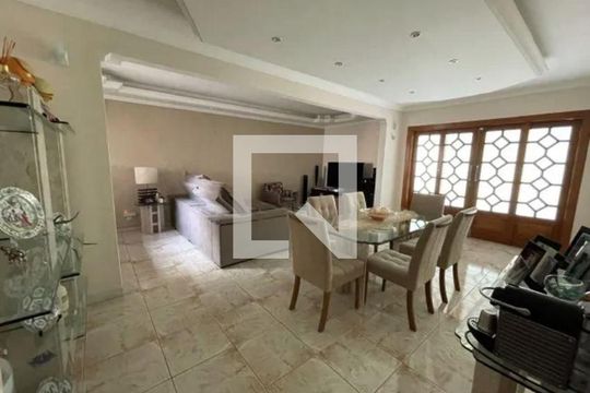 Casa à venda com 3 quartos, 173m² em Taquara, Rio de Janeiro