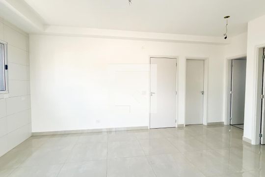 Sala/Cozinha de apartamento para alugar com 2 quartos, 27m² em São Domingos, São Paulo