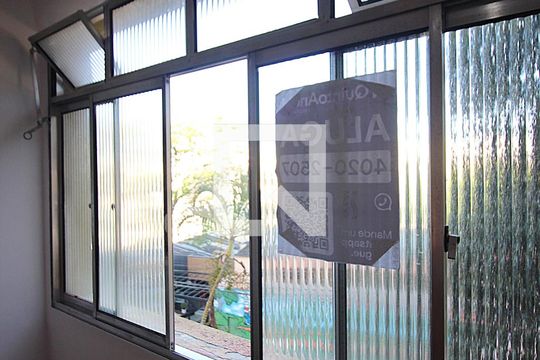 Placa de apartamento para alugar com 2 quartos, 67m² em Jardim Olavo Bilac, São Bernardo do Campo