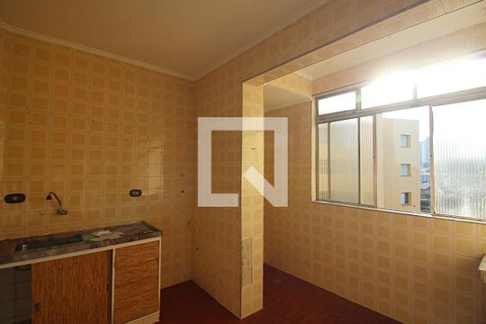 Cozinha e Área de Serviço de apartamento para alugar com 2 quartos, 67m² em Jardim Olavo Bilac, São Bernardo do Campo