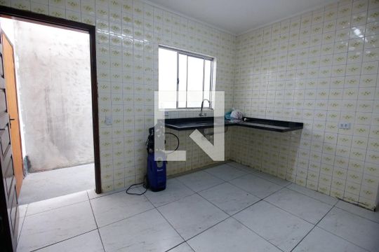 Cozinha de casa à venda com 2 quartos, 125m² em Jardim Maria Rosa, Taboão da Serra