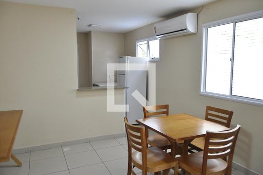 Área comum de apartamento para alugar com 2 quartos, 52m² em Todos Os Santos, Rio de Janeiro