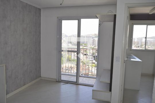 Apartamento para alugar com 2 quartos, 52m² em Todos Os Santos, Rio de Janeiro