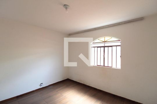 Suite de casa à venda com 5 quartos, 360m² em Céu Anil (justinópolis), Belo Horizonte