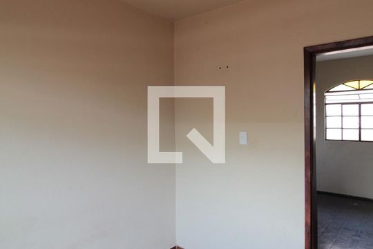 Quarto 2 de casa à venda com 5 quartos, 360m² em Céu Anil (justinópolis), Belo Horizonte