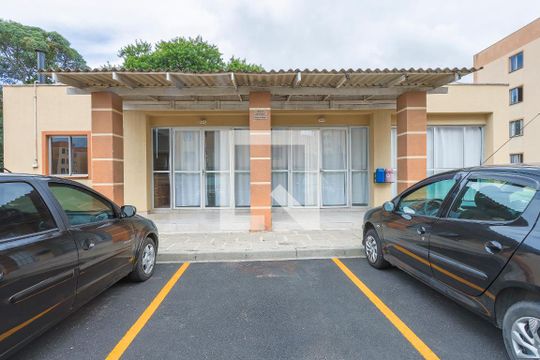 Área Comum - Estacionamento de apartamento para alugar com 2 quartos, 50m² em Barreirinha, Curitiba