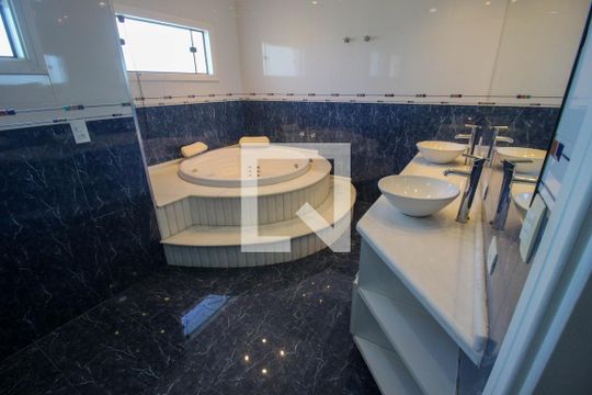 Banheiro da Suíte 3 de casa de condomínio para alugar com 3 quartos, 323m² em Granja Olga Ii, Sorocaba