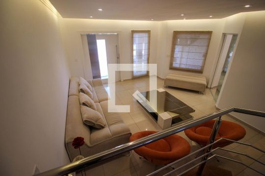 Casa de Condomínio para alugar com 3 quartos, 323m² em Granja Olga Ii, Sorocaba
