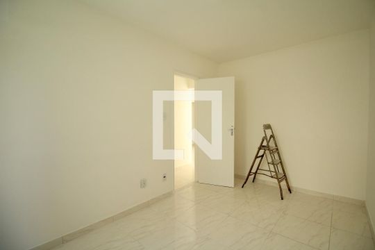 Quarto 2 de apartamento para alugar com 2 quartos, 68m² em Costa Azul, Salvador