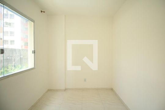 Quarto 2 de apartamento para alugar com 2 quartos, 68m² em Costa Azul, Salvador