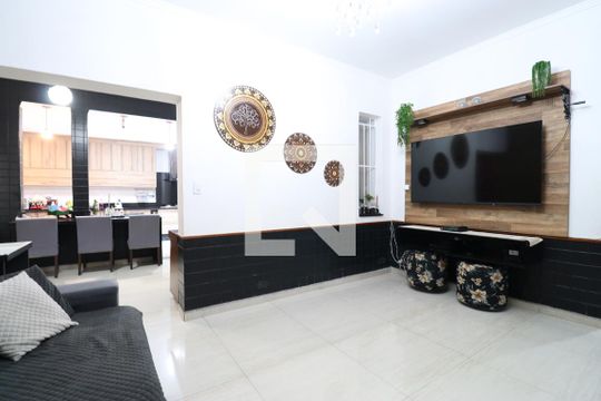 Sala de casa de condomínio à venda com 4 quartos, 300m² em Bom Retiro, São Paulo