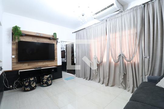 Casa de Condomínio à venda com 4 quartos, 300m² em Bom Retiro, São Paulo