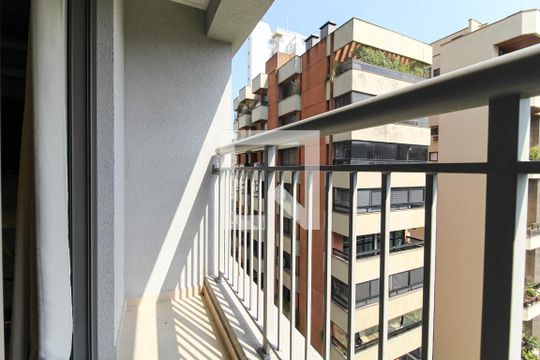 Sacada de kitnet/studio à venda com 1 quarto, 21m² em Indianópolis, São Paulo