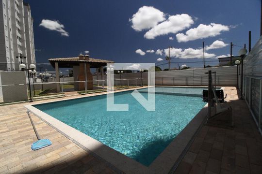 Área comum - Piscina de apartamento para alugar com 2 quartos, 50m² em Morumbi, Uberlândia