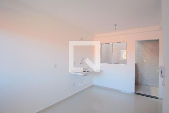 Sala de apartamento à venda com 2 quartos, 40m² em Penha de França, São Paulo