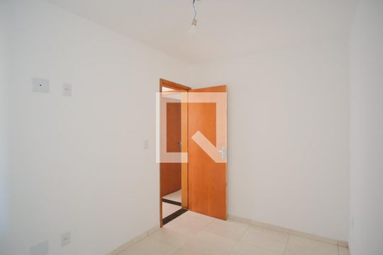 Quarto 1 de apartamento à venda com 2 quartos, 40m² em Penha de França, São Paulo