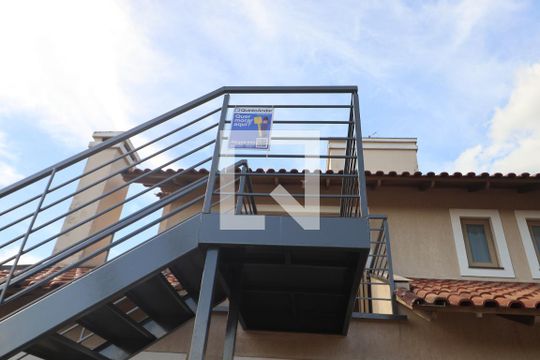 Placa de apartamento para alugar com 2 quartos, 70m² em Mathias Velho, Canoas