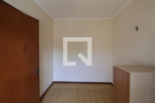 Quarto de apartamento para alugar com 2 quartos, 70m² em Mathias Velho, Canoas