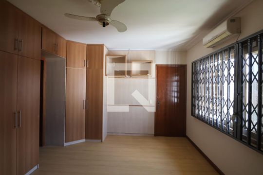 Suite de apartamento para alugar com 2 quartos, 70m² em Mathias Velho, Canoas