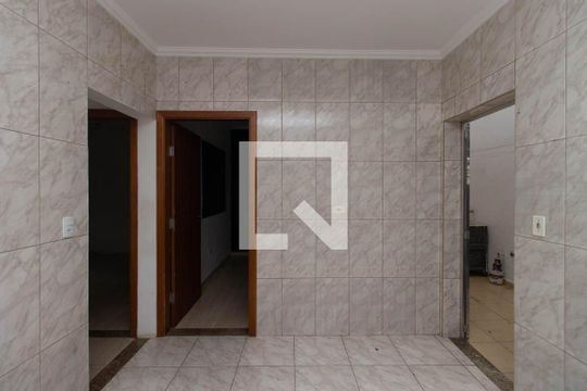 Cozinha de casa para alugar com 2 quartos, 140m² em Vila Medeiros, São Paulo
