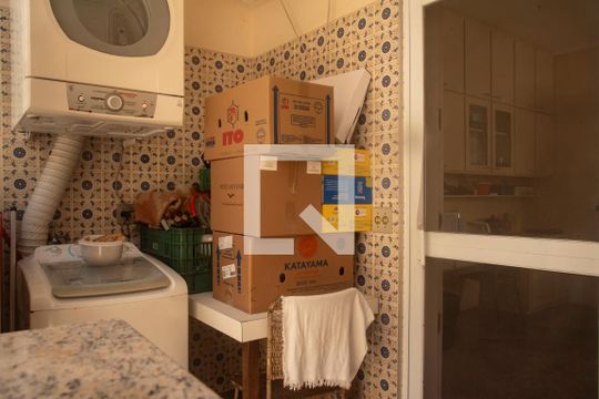 Área de Serviço de casa à venda com 4 quartos, 282m² em Vila da Saúde, São Paulo