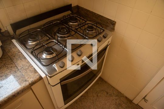Cozinha de casa à venda com 4 quartos, 282m² em Vila da Saúde, São Paulo