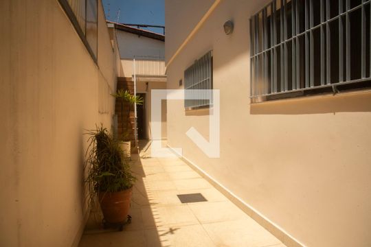 Quintal de casa à venda com 4 quartos, 282m² em Vila da Saúde, São Paulo