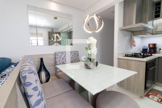 Sala de apartamento à venda com 3 quartos, 72m² em Vila Penteado, São Paulo