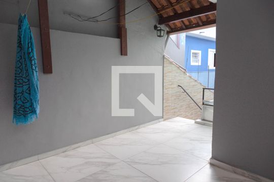 Área de Serviço de casa para alugar com 3 quartos, 156m² em Vila Galvão, Guarulhos