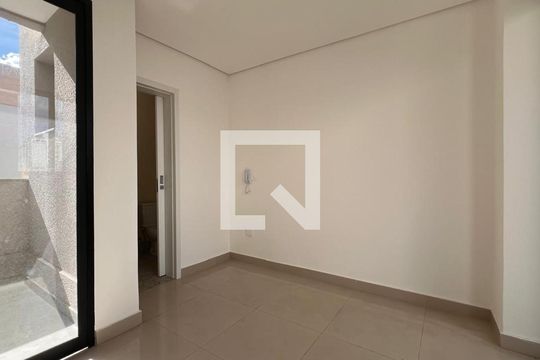 Sala 2 de apartamento à venda com 2 quartos, 107m² em Centro, Belo Horizonte