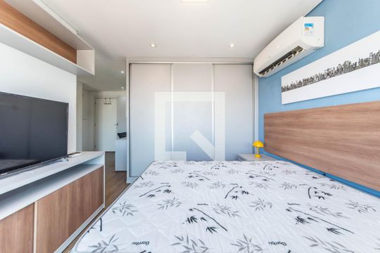 Quarto de apartamento à venda com 1 quarto, 33m² em Brooklin, São Paulo