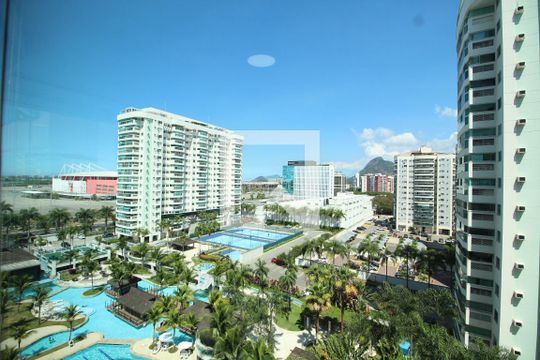 Vista de apartamento para alugar com 2 quartos, 82m² em Barra da Tijuca, Rio de Janeiro