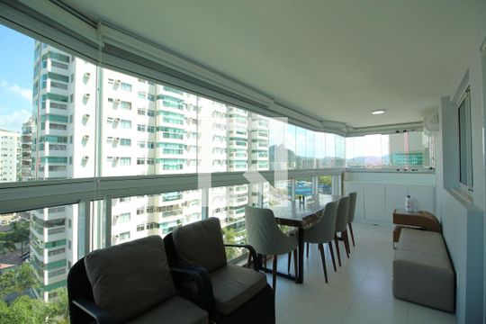 Varanda de apartamento para alugar com 2 quartos, 82m² em Barra da Tijuca, Rio de Janeiro