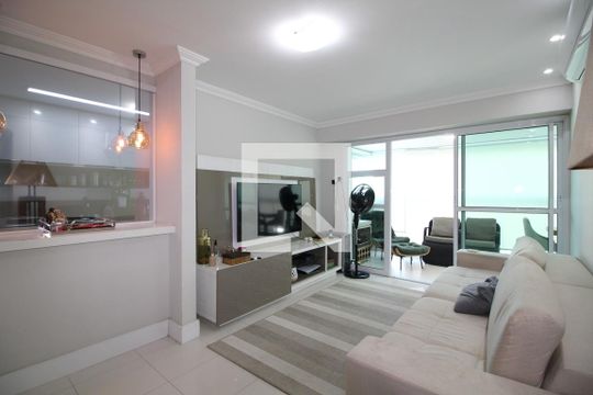 Apartamento para alugar com 2 quartos, 82m² em Barra da Tijuca, Rio de Janeiro
